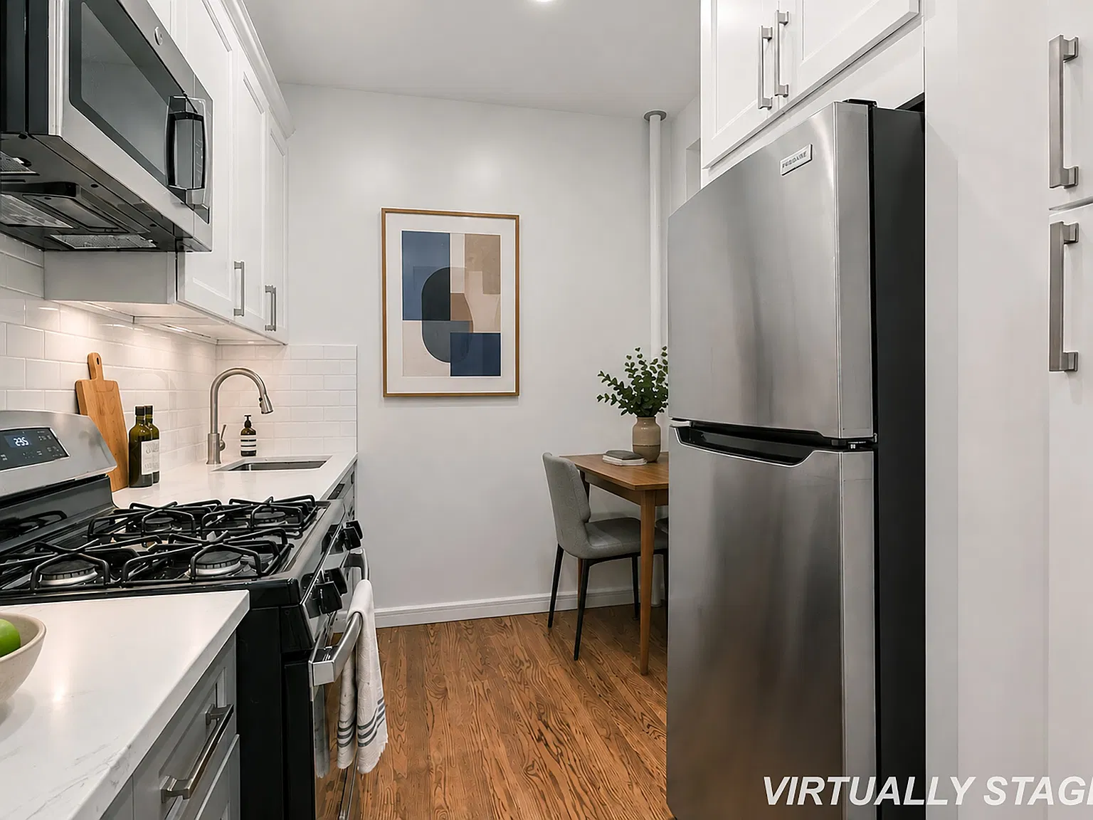 253 West 16th Street — Photo 2