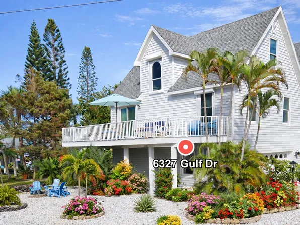 6327 Gulf Dr, Holmes Beach, FL 34217