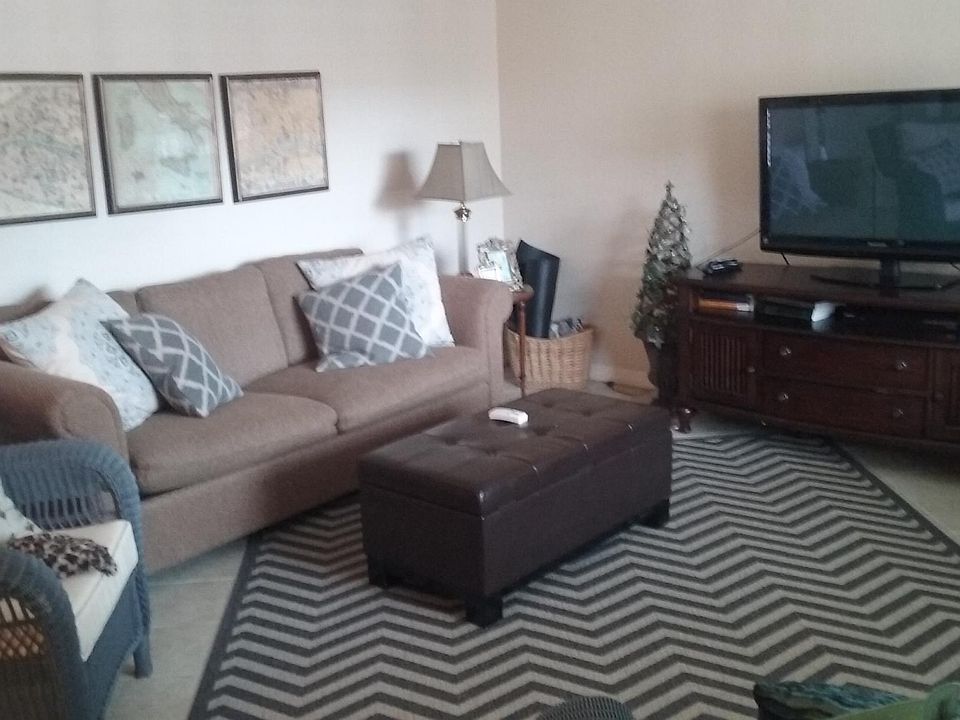 1st image of 6100 Gulfport Blvd S APT 413