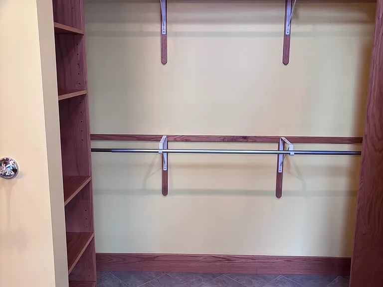 115 Gralake Ave — Photo 22