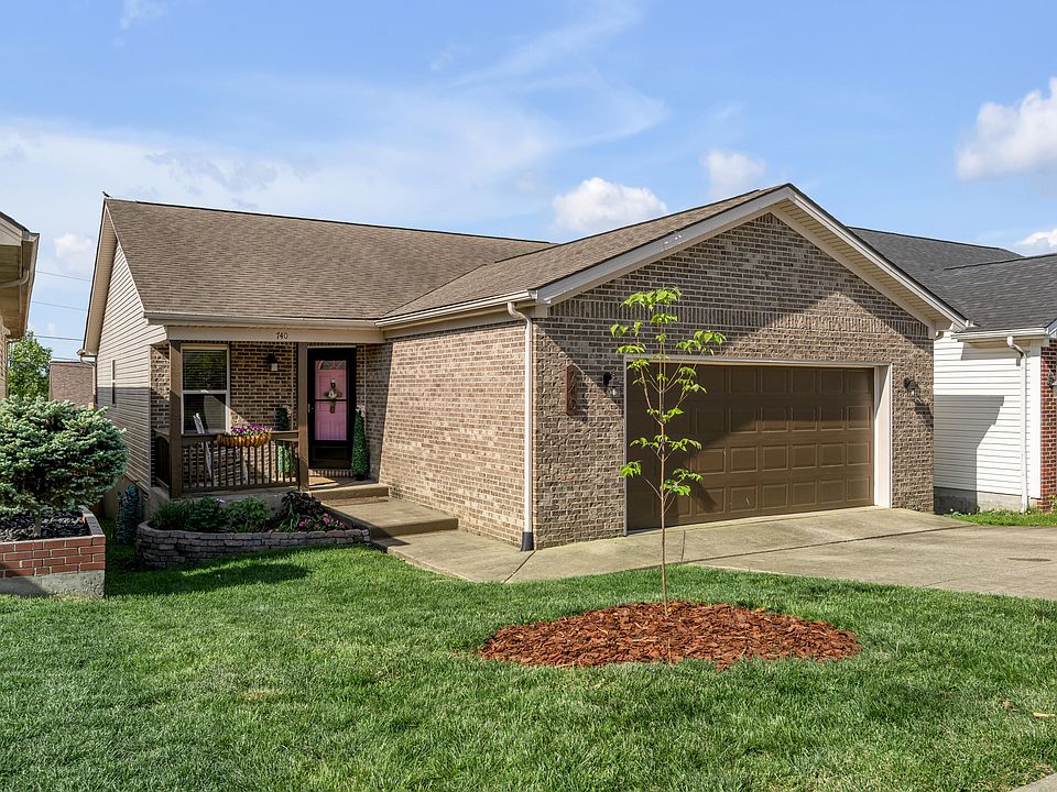 1st image of 740 Lauren Dr
