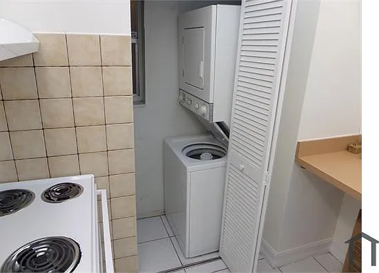 7820 Colony Cir S #105 — Photo 3