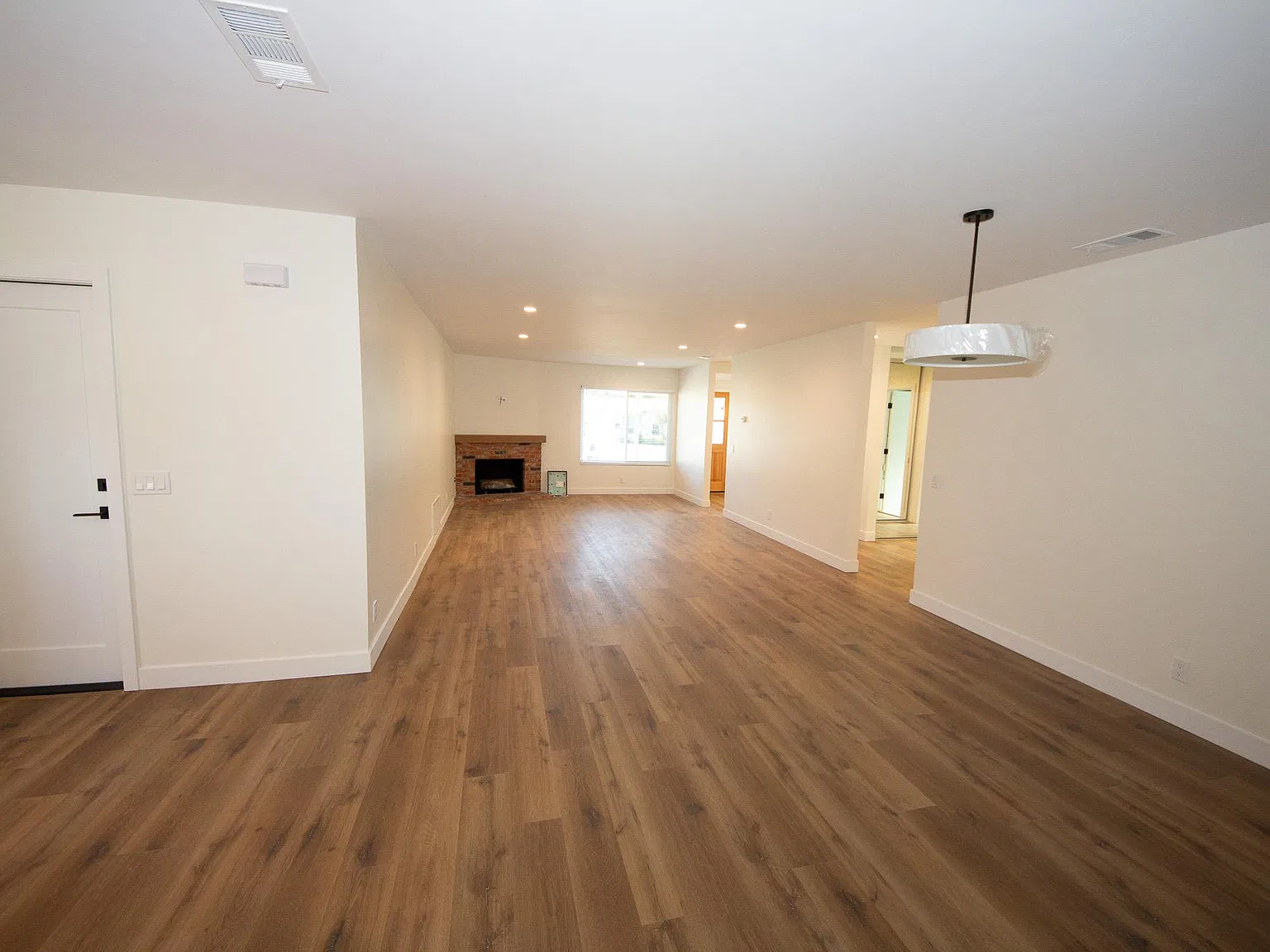 1550 Sunrise Cir — Photo 4