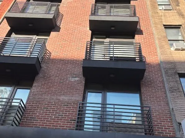 821 9th Avenue image 1 of 7