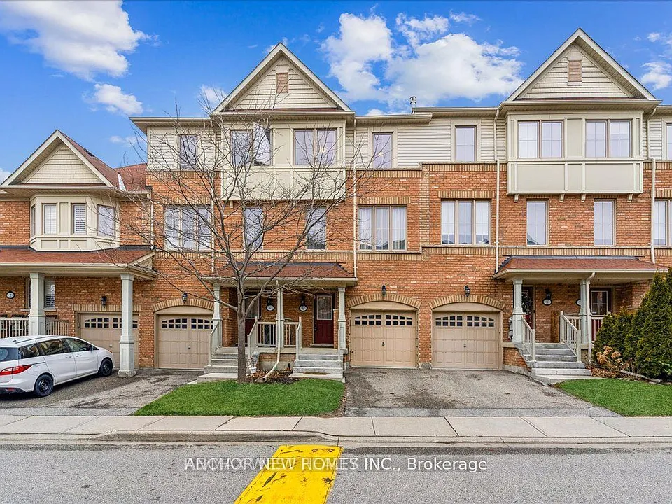 6 Cedar Lake Cres #3
