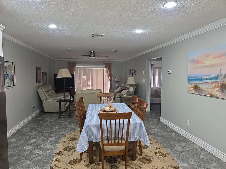 5 Black Cherry Dr — Photo 5