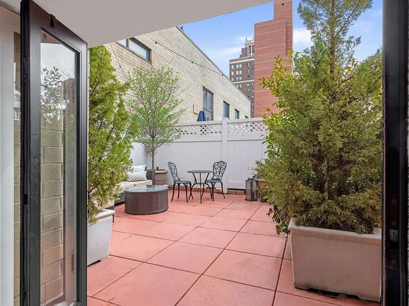 372 5th Ave #Ph10a, New York, NY 10018