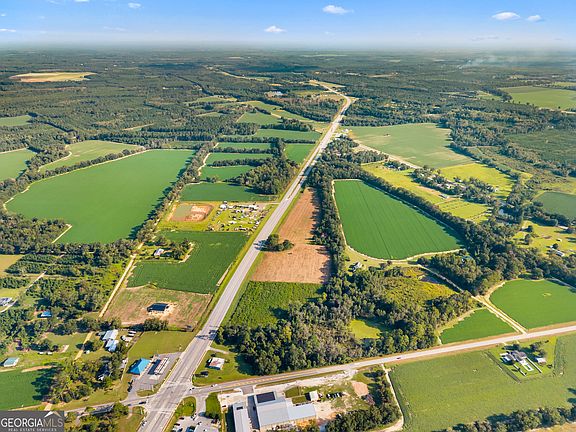 5th image of 8291 State Highway 67