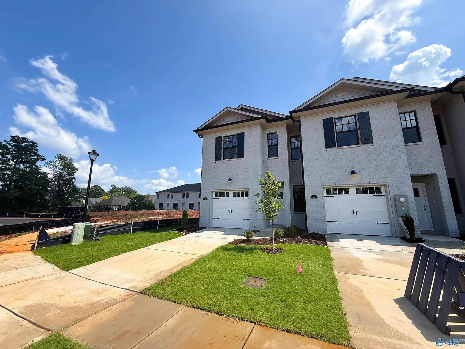 3 bed, 2.0 bath, 1629 sqft, $1,950 — Photo 3