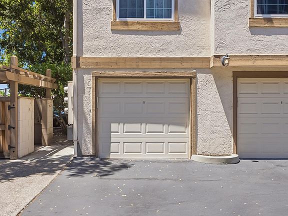4th image of 977 Warburton Ave APT 301