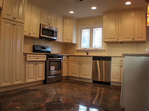 3rd image of 2236 Lake Dr