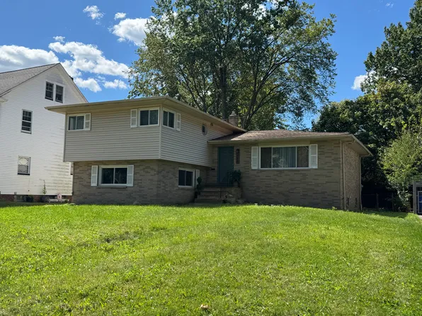 (undisclosed Address), Cleveland, OH 44120