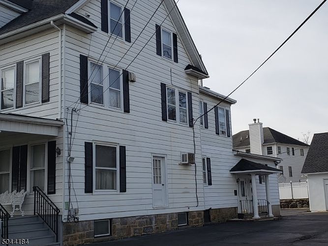 2nd image of 1 Baker Ave #2
