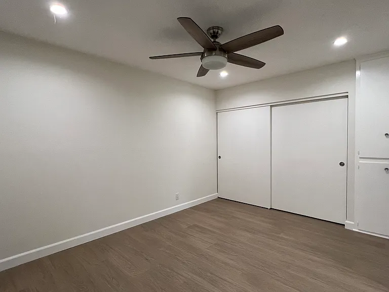 33911 Diana Dr #2 — Photo 12