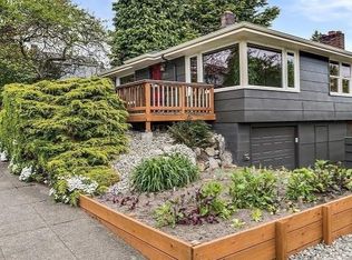 3900 Sunnyside Ave N, Seattle, WA 98103