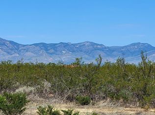 10615019J E Elijah Pl, Huachuca City, AZ 85616
