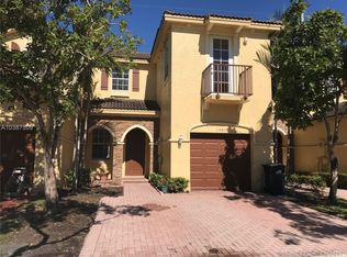 15417 SW 8th Ln, Miami, FL 33194