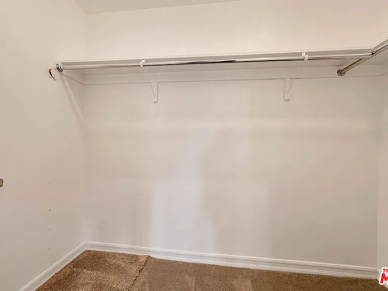 21832 Canon Dr — Photo 42