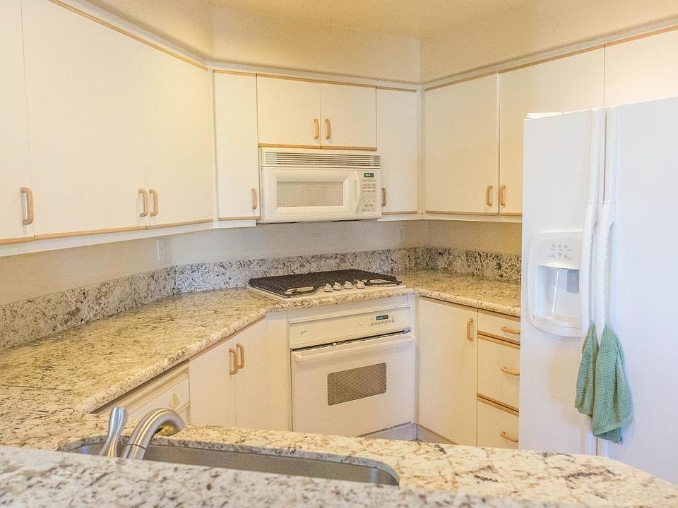 2nd image of 12053 Tivoli Park Row Unit 5