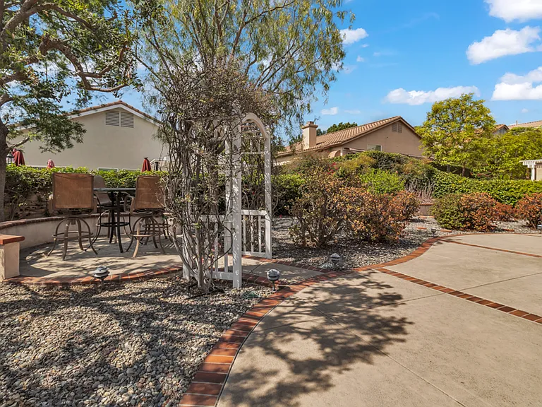 21300 Tarraco — Photo 31