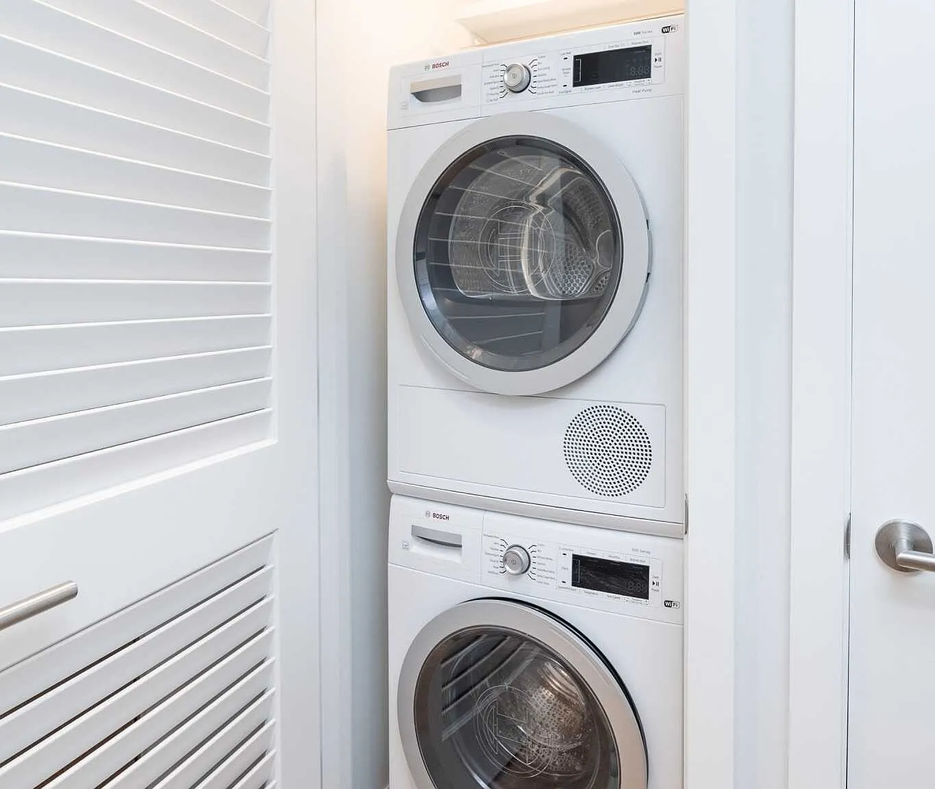 Studio, $2,995 — Photo 4
