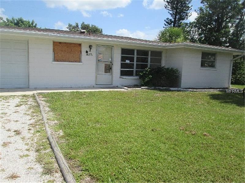 1st image of 130 Lakeview Ln