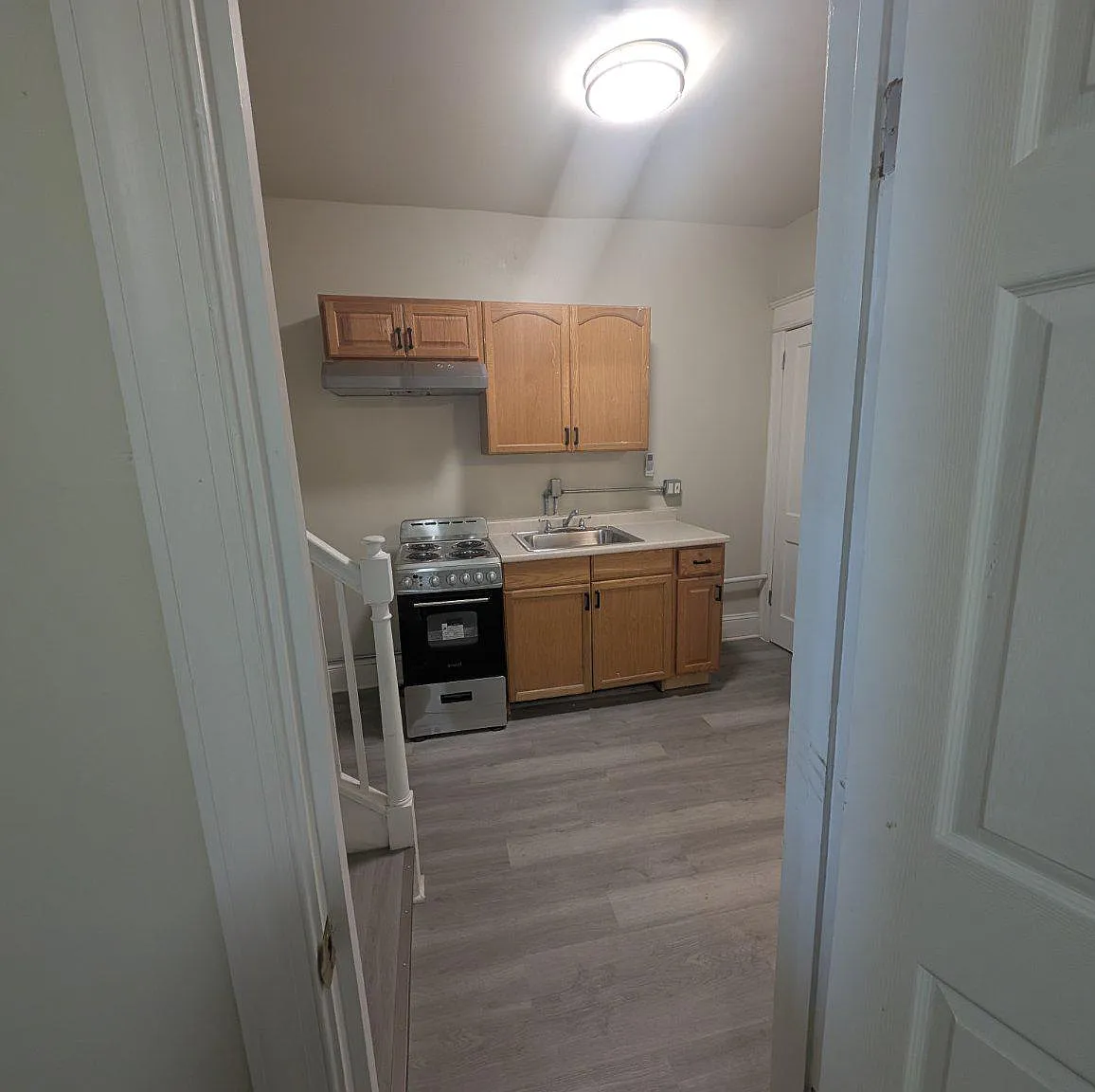 1 bed, 1.0 bath, 580 sqft, $1,600 — Photo 2