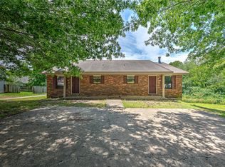 3515 & 3517 W Harvard St, Fayetteville, AR 72704