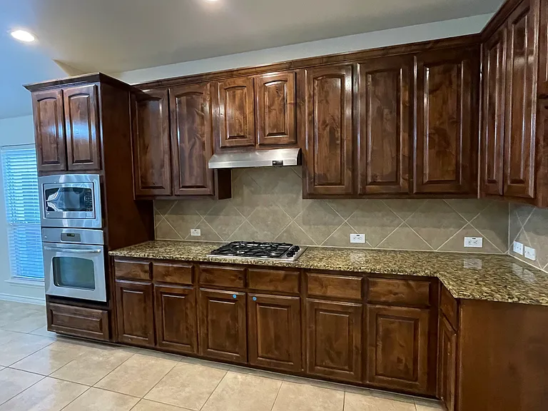 10525 Flat Creek Trl — Photo 13