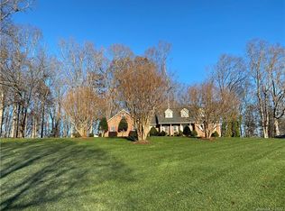 283 Hunting Dr, Rutherfordton, NC 28139