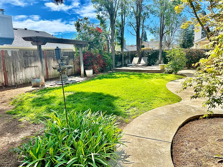 5811 W Fremont Ave — Photo 25