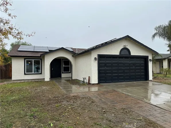 13746 Walker St, Armona, CA 93202