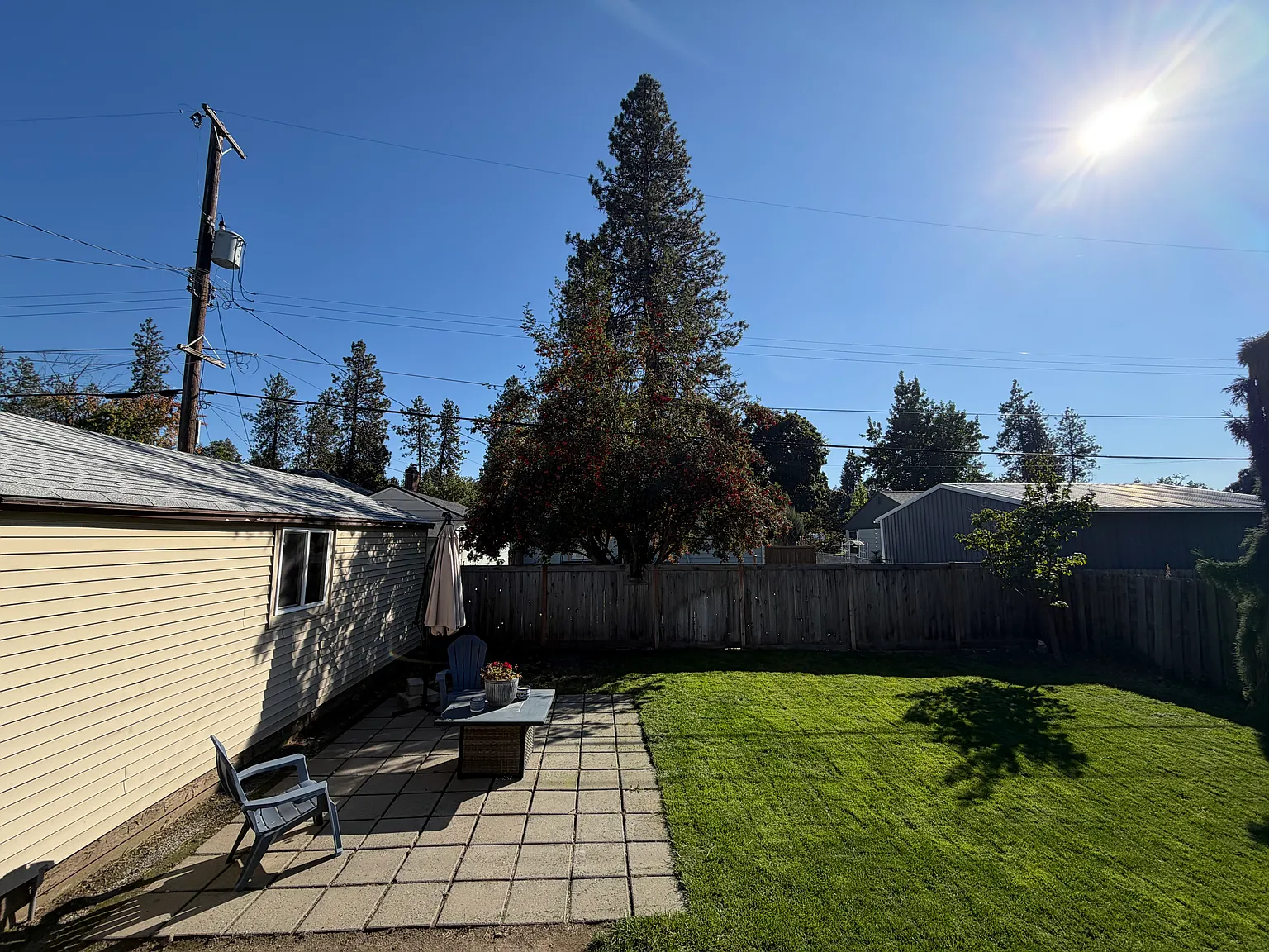 3 bed, 2000 sqft, $2,900 — Photo 2