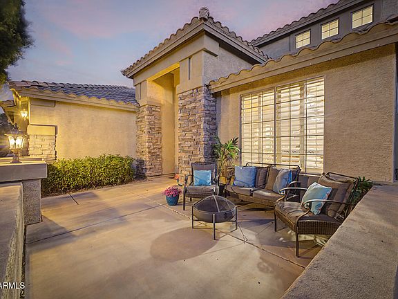 5th image of 8039 W FOOTHILL Drive