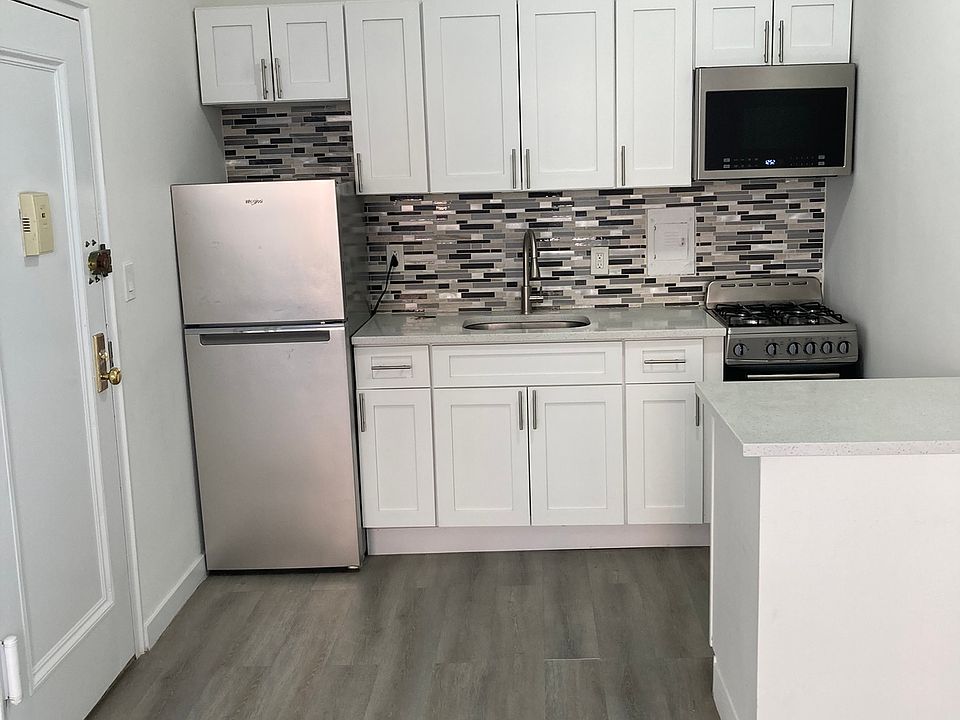 1st image of 438 E 77th St APT 3A