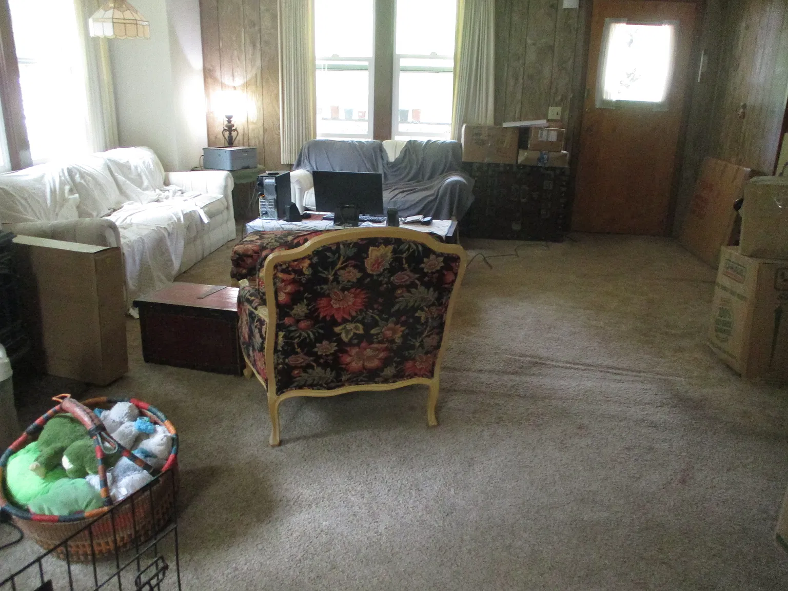 3 bed, 1300 sqft, $2,400 — Photo 3
