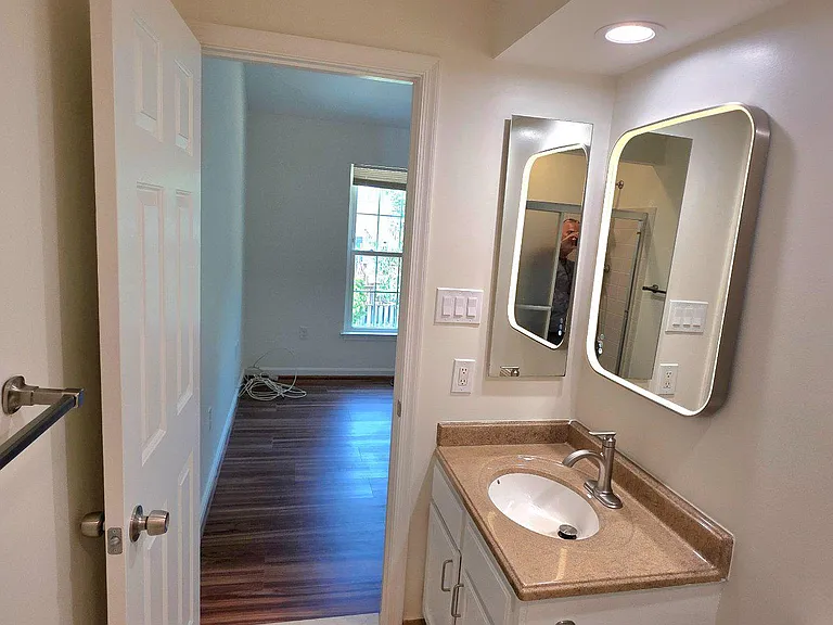 6008 Raina Dr — Photo 20