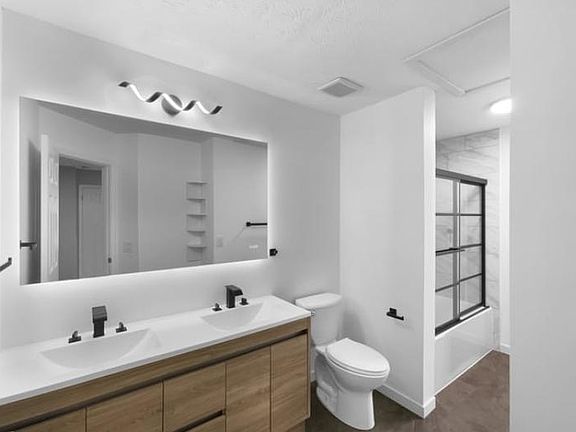 3rd image of 9433 Deer Walk Ct #1