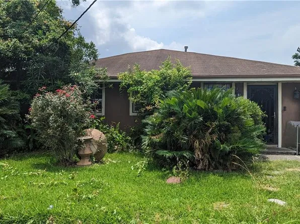 5808 Providence Pl, New Orleans, LA 70126