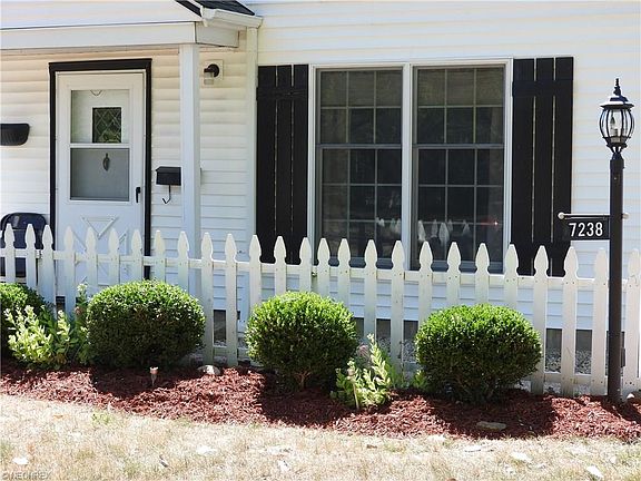 2nd image of 7238 Parma Park Blvd