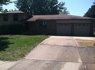 211 E Park Lane St, Derby, KS 67037