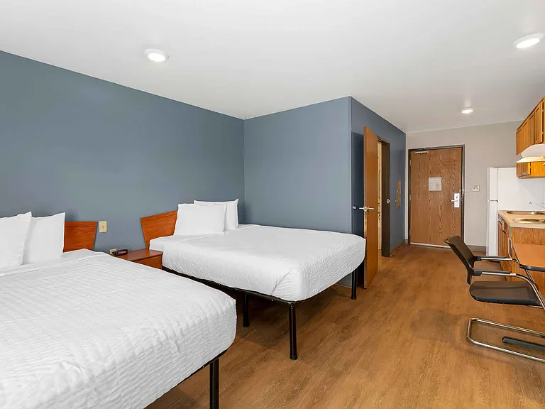 Studio Suite - 2 Queen Beds