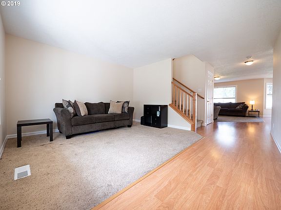 2nd image of 10423 NE 93rd Ave