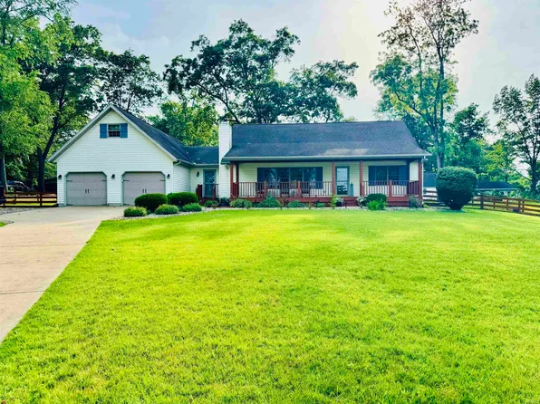 7425 N Tecumseh Rd, Walkerton, IN 46574