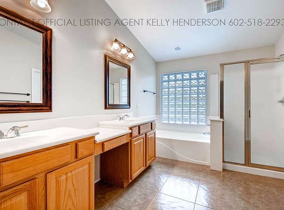 5th image of 20427 N 88th Ln