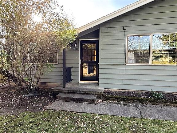 2nd image of 4538 NE Killingsworth St
