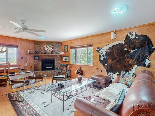 61 Rincon Rd, Counselor, NM 87018