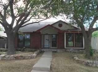 9308 Cedar Run Dr, Dallas, TX 75227