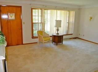 3962 W 223rd St, Fairview Park, OH