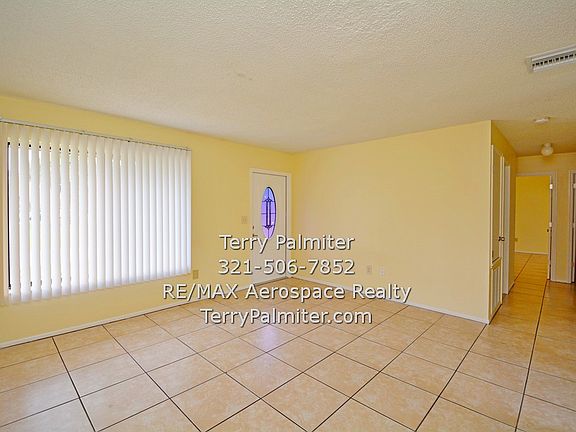 4th image of 698 Cornelia Ave SE